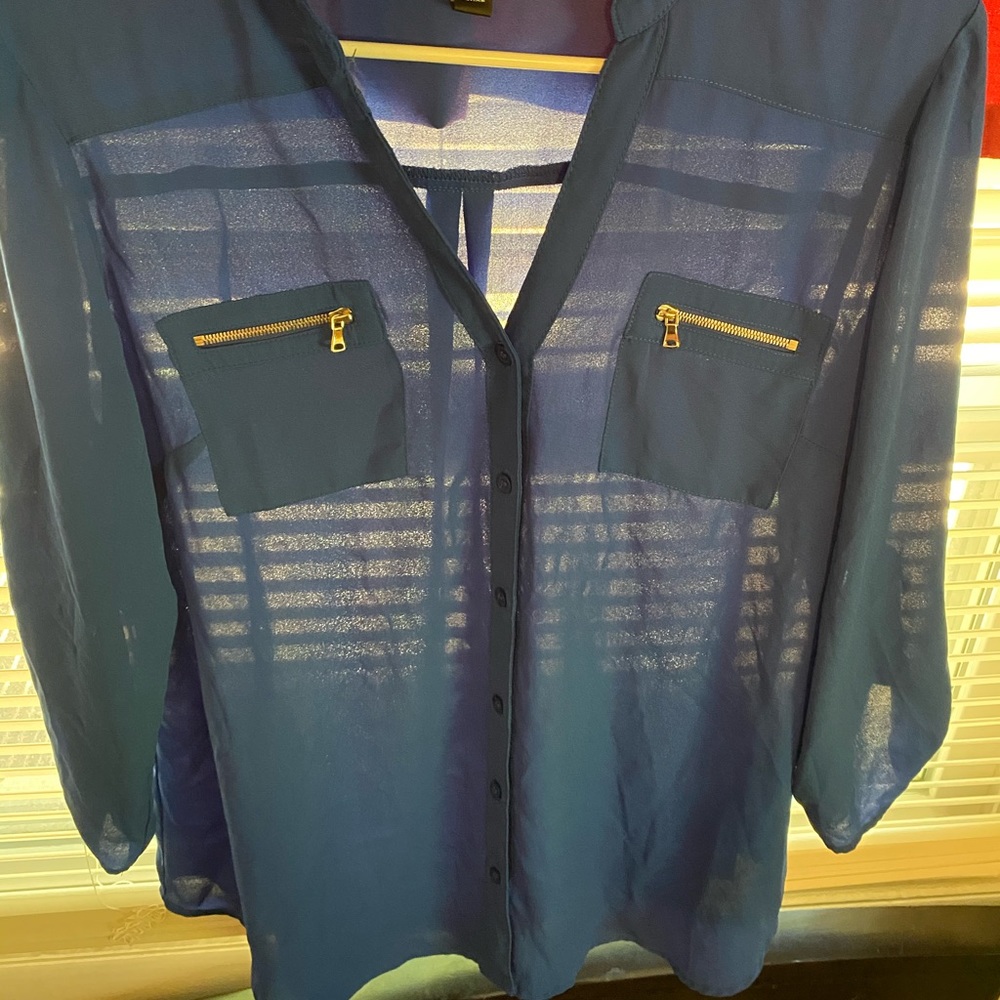 Business casual shirt